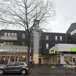 Anlageobjekt: Vermietete 2-Zimmer-Stadtwohnung mit Einbauküche, Balkon, Aufzug  und  TG-Stellplatz