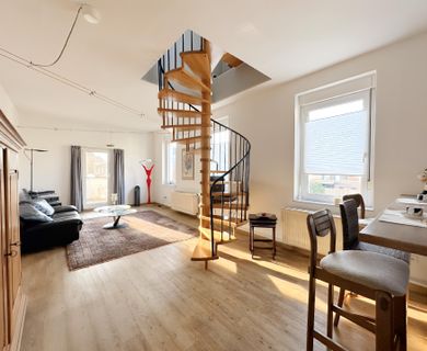 164 m² AUF ZWEI EBENEN. PAUSCHALMIETE MIT FLEXIBLER MÖBILIERUNG!