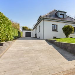 Luxuriöses Einfamilienhaus – komplett kernsaniert