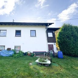 Freistehendes Einfamilienhaus mit großem Grundstück-Ideales Potenzial für zusätzliche Bebauung!