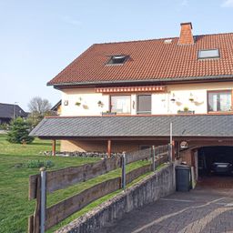 Top-gepflegtes Ein-/Zweifamilienhaus in bevorzugter Wohnlage!