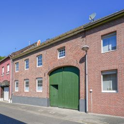Historisches Reihenmittelhaus mit Charme, großem Grundstück & viel Potential für kreative Köpfe