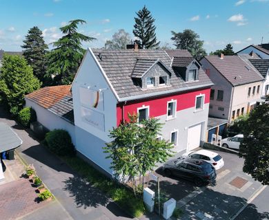 Arbeiten  und  Wohnen unter einem Dach  mit viel Platz und Potenzial