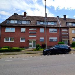 2 Gepflegte Mehrfamilienhäuser mit Garagen im Paket