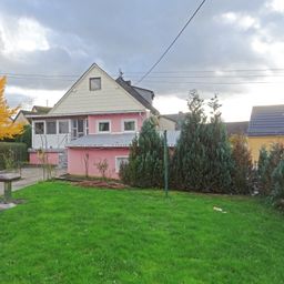 Einfamilienhaus mit Einliegerwohnung und großem Wiesengrundstück in dörflicher Lage bei Wallmerod!