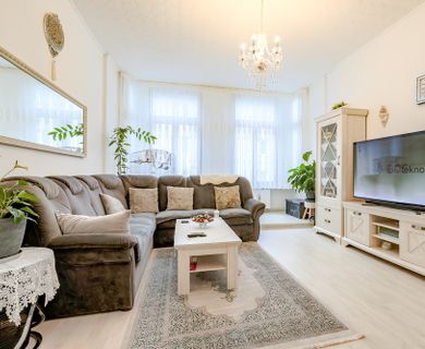 Großzügig geschnittene Eigentumswohnung in Köln-Mülheim