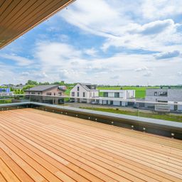 Lichtdurchflutete Maisonette mit Dachterrasse, Garten, Garage und Wohlfühlambiente auf zwei Etagen