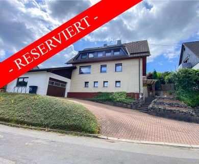 *RESERVIERT* Gepflegtes Zweifamilienhaus in ruhiger Wohnlage von Morsbach – nahe Zentrum!