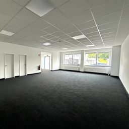 KERNSANIERTES BÜROHAUS MIT LICHTKUPPEL AB ca. 225 m², KONFERENZRAUM  und  STELLPLÄTZEN -FLEXIBEL TEILBAR
