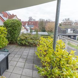 82 m² große Erdgeschosswohnung mit großer Terrasse, Tageslichtbad, G-WC und Tiefgaragenstellplatz