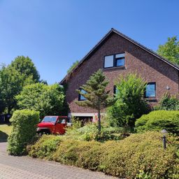 Verklinkertes Einfamilienhaus mit Garage und angrenzendem optionalen Bauplatz!