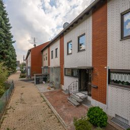 Ihr neues Zuhause mit Potenzial – Reihenmittelhaus in familienfreundlicher Lage