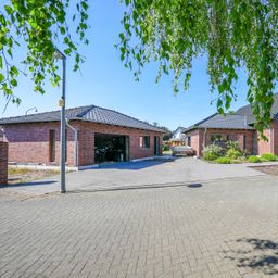 Design trifft Familie: großzügiges Familienhaus mit Herz, Stil und großem Grundstück