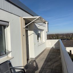 Single Wohnung mit Keller und Aussicht
