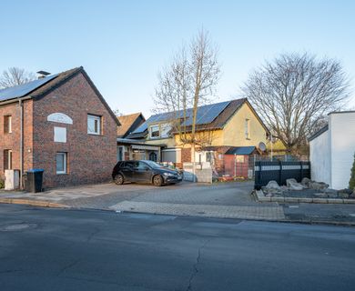 Vielseitiges Wohnensemble mit Kita & zwei Häusern – ruhige Lage mit Renditepotenzial