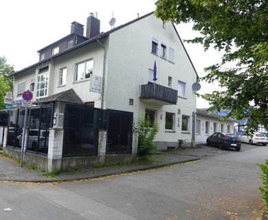 Restaurant oder Eventlocation mit Terrasse, vollausgestatteter Gastroküche, 9 PKW- Stellplätze