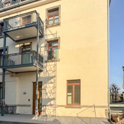Elegantes Wohnen im historischen Kloster – Stilvolle 2 Zimmerwohnung mit Terrasse!