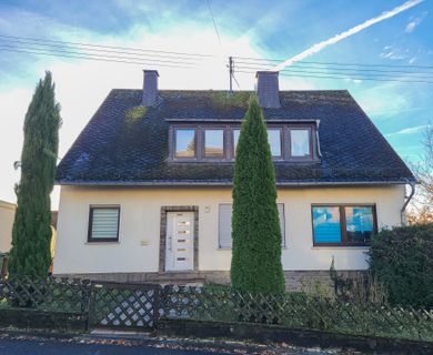 Ein-bis Zweifamilienhaus in der Augst zwischen Koblenz und Montabaur  mit unverbaubarer Fernsicht!