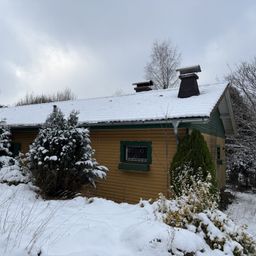 Renovierungsbedürftiges Haus für Naturliebhaber