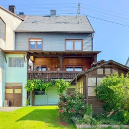 Solides Wohnhaus in familienfreundlicher Lage!