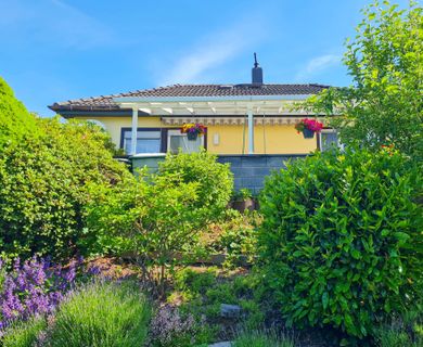 ***REDUZIERT***Top gepflegter, renovierter Bungalow in ruhiger Wohnlage in der Nähe von Puderbach!