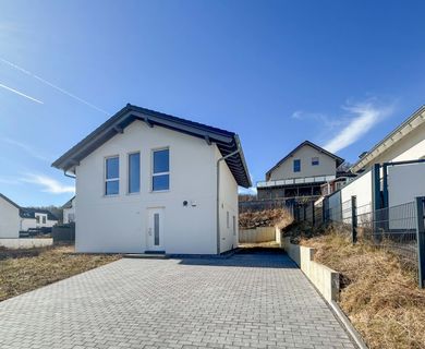 *RESERVIERT* Neubau-Erstbezug in Dernbach – Modernes Wohnen auf 112 m² mit energieeffizienter Heiztechnik!
