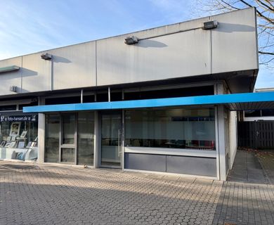 Ladenlokal mit Nutzfläche im Untergeschoss  und  Lastenaufzug in attraktiver Lage im Zentrum von Hennef