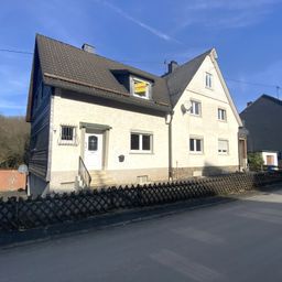 Doppeltes Wohnpotenzial am Park – 
Zwei Häuser, viele Möglichkeiten!