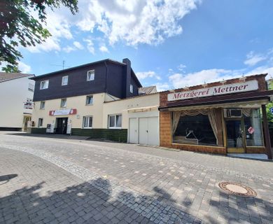 Wohn- und Geschäftshaus mit 4 Einheiten in zentraler Lage von Waldbröl!