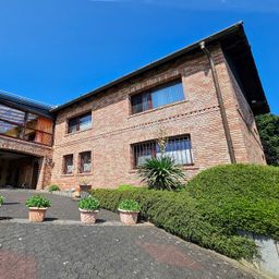 Traumhafte Aussicht Höhenlage Hennef gemütliches EFH mit Wintergarten, Kamin und Garage