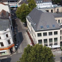 ARBEITEN MIT BLICK AUF KREFELD. NEUBAU. 273m²