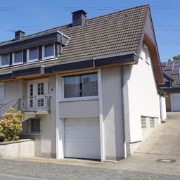 Großzügiges Einfamilienhaus mit 2 Bädern, G-WC, überdachter Terrasse und Garage in Hohenlimburg