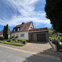 Gepflegtes 2-Familienhaus mit großem Garten