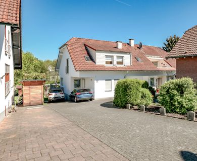 126 m² Wohnfläche + 20 m² Zusatzfläche + XXL Garten: Diese Wohnung lässt keine Wünsche offen!