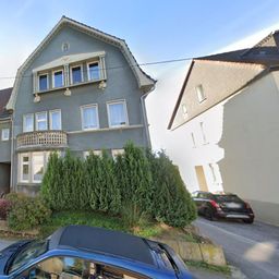 Ca. 118 m² große 4- Zimmer- Erdgeschosswohnung mit Terrasse, 2 Tageslichtbäder in Helfe