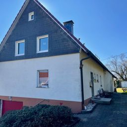 ***RESERVIERT***
Vielseitiges Ein-/Zweifamilienhaus mit großem Grundstück!