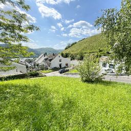 Rheinblick – tolles Baugrundstück in exponierter Lage zwischen Rhein und Weinbergen!