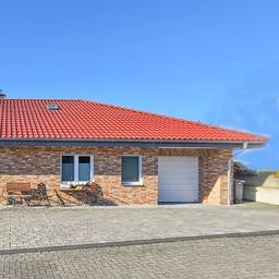 Hochwertiger Bungalow in Zentralort – Erdwärme – BN/SU 25 Min.