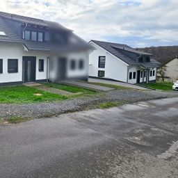 ***PREISREDUZIERUNG***Traumhaftes Wohnen in familienfreundlicher Lage! Attraktive „Neubau“ Doppelhaushälfte mit Garten!