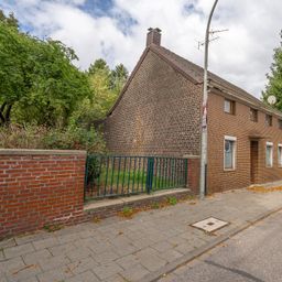 Seltenes Investitionsjuwel in Mönchengladbach – großzügiges Grundstück mit Neubaupotenzial