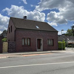 Freistehendes, großzügiges Einfamilienhaus im Moerser Josefviertel