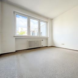 CHARMANTE 2-ZIMMERWOHNUNG IN DER STADTMITTE ZU MIETEN!