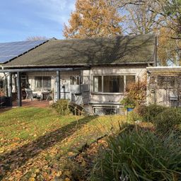 VERKAUFT! Walmdachbungalow mit Doppelgarage in Auesee- Nähe