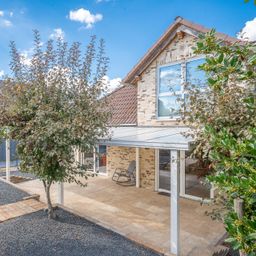 Barrierearmer Bungalow mit ausgebautem Dachgeschoss – Nah am Wassenberger Wald