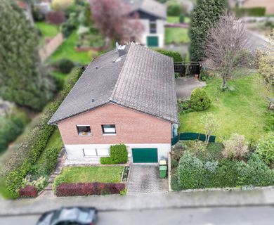 Bungalow mit tollem Garten auf Eckgrundstück in Rauschendorf