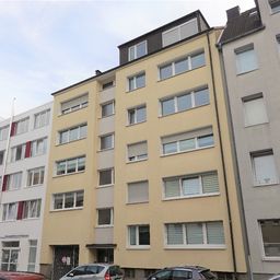 Gepflegte Drei-Zimmerwohnung mit modernem Duschbad und Balkon