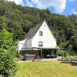 Freistehendes Einfamilienhaus in idyllischer Alleinlage von Morsbach!