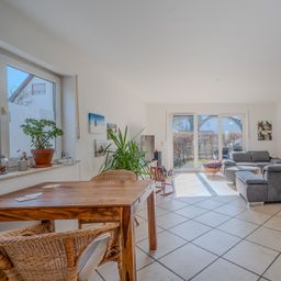 Helle 3-Zimmer-Wohnung mit Terrasse und Gartennutzung