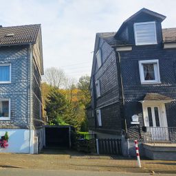 Gemütliches Einfamilienhaus mit kleinem Garten in attraktiver Ortsrandlage!