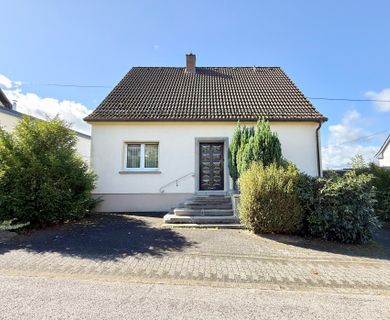 Gepflegtes Einfamilienhaus in Zentrumsnähe von Hachenburg!